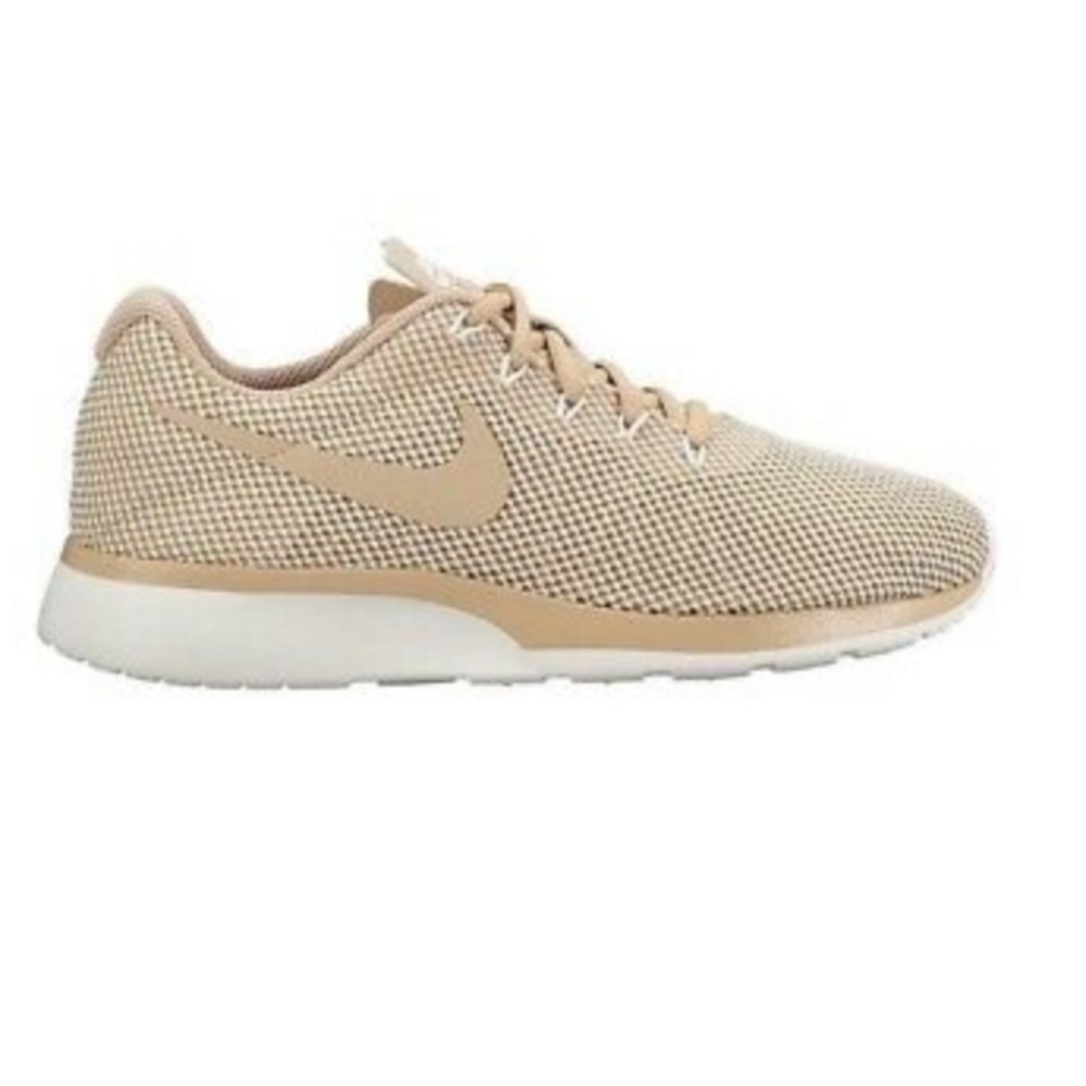 COPY - Nike Womens Tanjun Sneakers